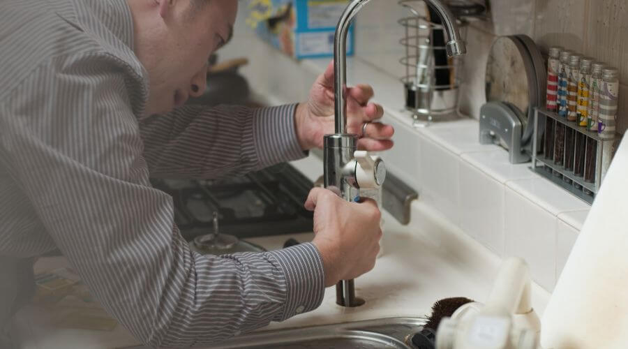 Professional emergency plumbing in Holden, MA